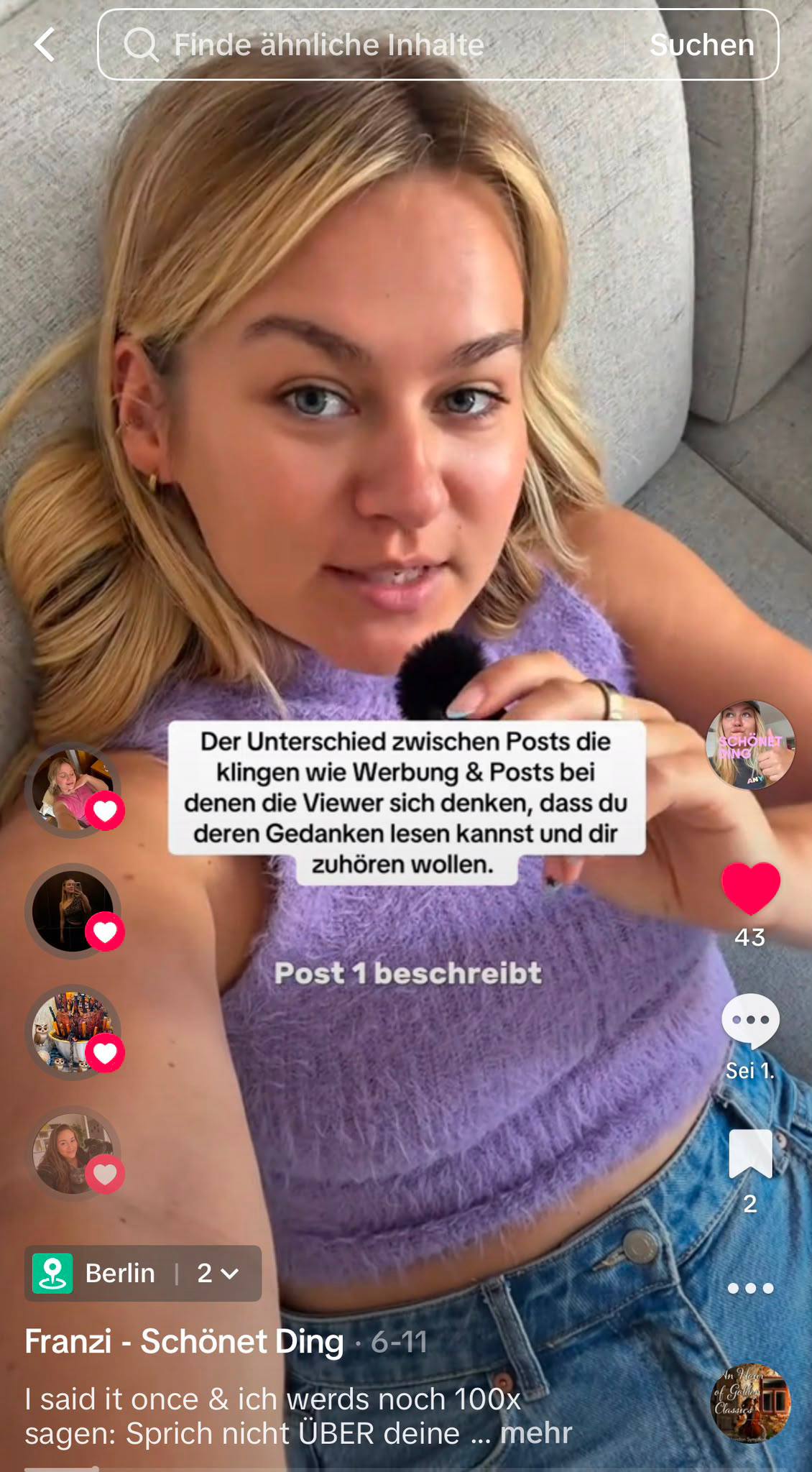 TikTok-Video: Eine Frau spricht auf einem Sofa über persönliche Posts